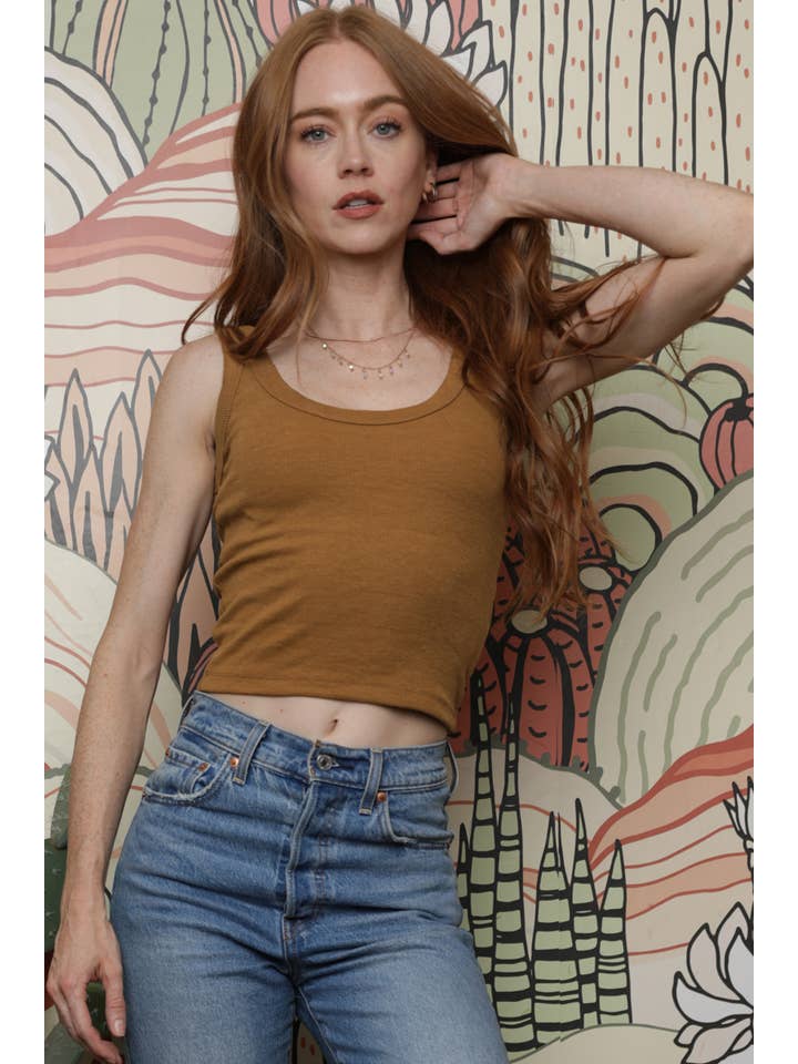 ANGIE – Großhandel Tanktop – Damen – X2CA5-ASIS TANKTOP MIT RUNDHALSAUSSCHNITT AUS RIPPSTRICK35