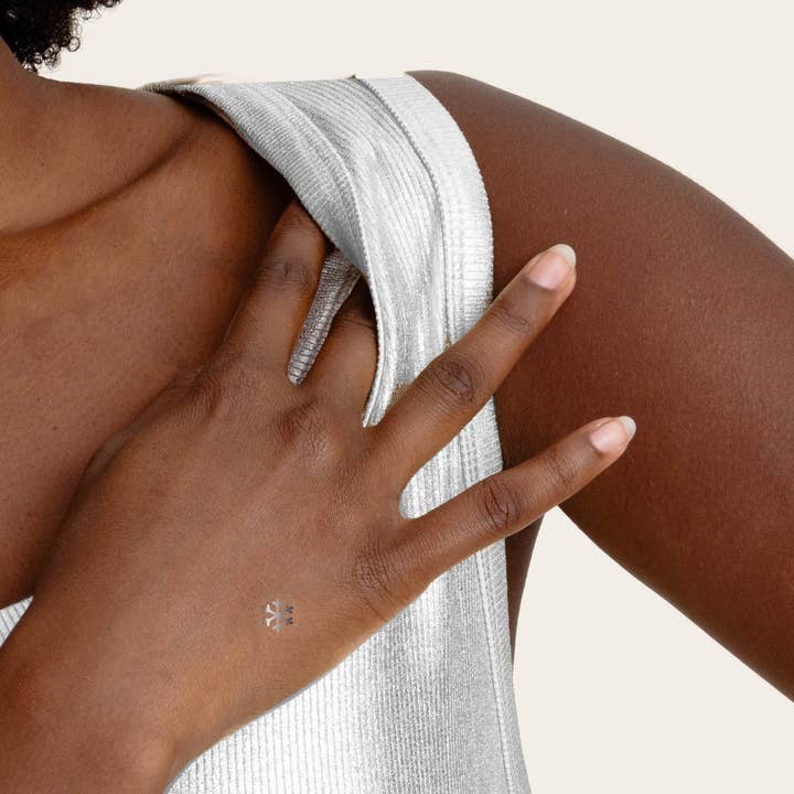 Barriere – wholesale Oral supplement/vitamin – HELLO SUNSHINE clean Vitamin D3 patch 6pk- Snowflake2