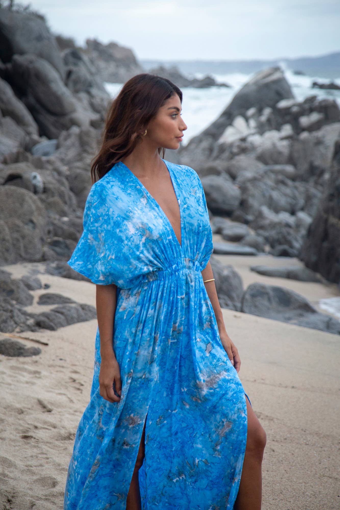 Elizabeth Taylor Blå Premium Sommarstrand Amy Kimono Maxi Klänning i Elizabeth Tayl för wholesale på Faire4