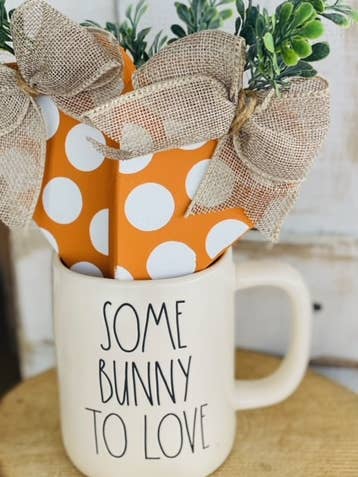 Carottes de Pâques, carotte en bois, décoration de plateau, carotte orange pour la vente par A Gnome on the Roam