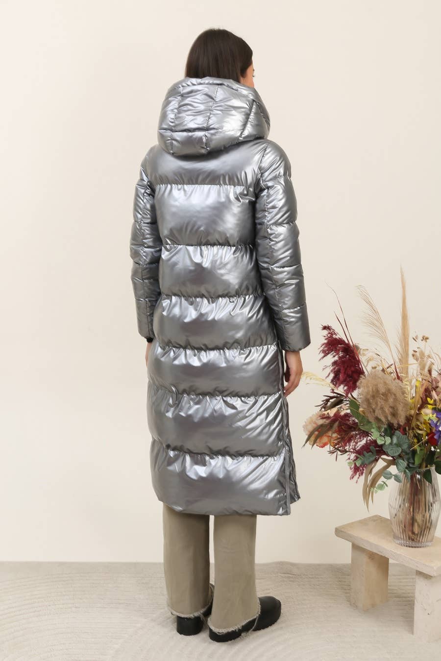 Attrait Paris - Wholesale Puffer Jacket - Women's - Extra long puffer jacket with metallic hood16