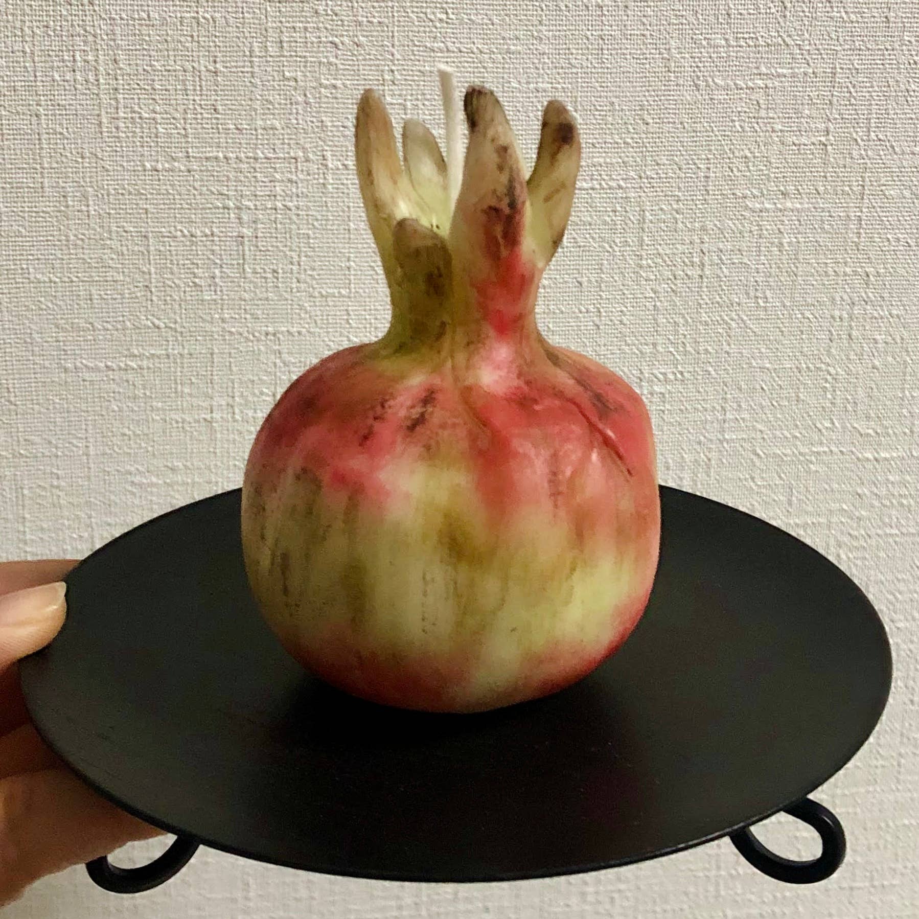 House of Shokunin - Wholesale Novelty Candle - handcrafted Pomegranate candle handmade home decor candle1