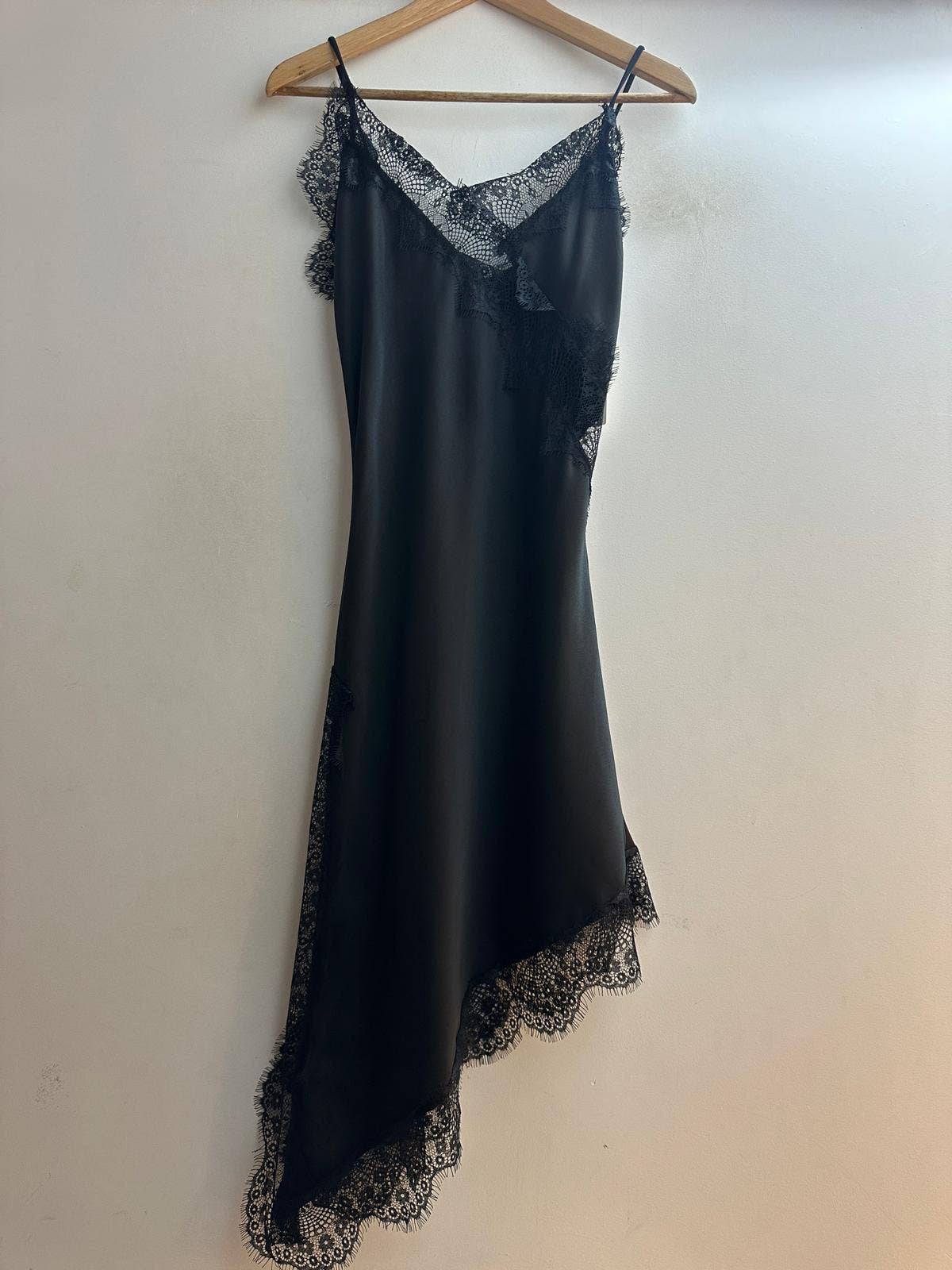 LORIANE - Wholesale Dress - Women's - 10400RO Asymmetrical short strap satin dress5