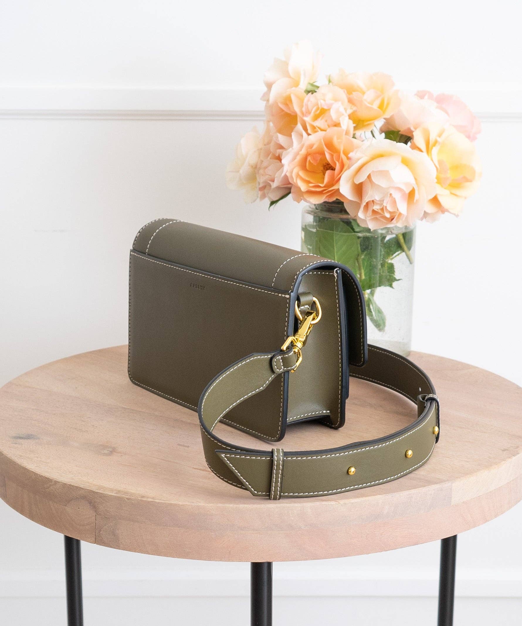 AALLYN – Großhandel Umhängetasche - Damen – Ingrid Umhängetasche - Leder33