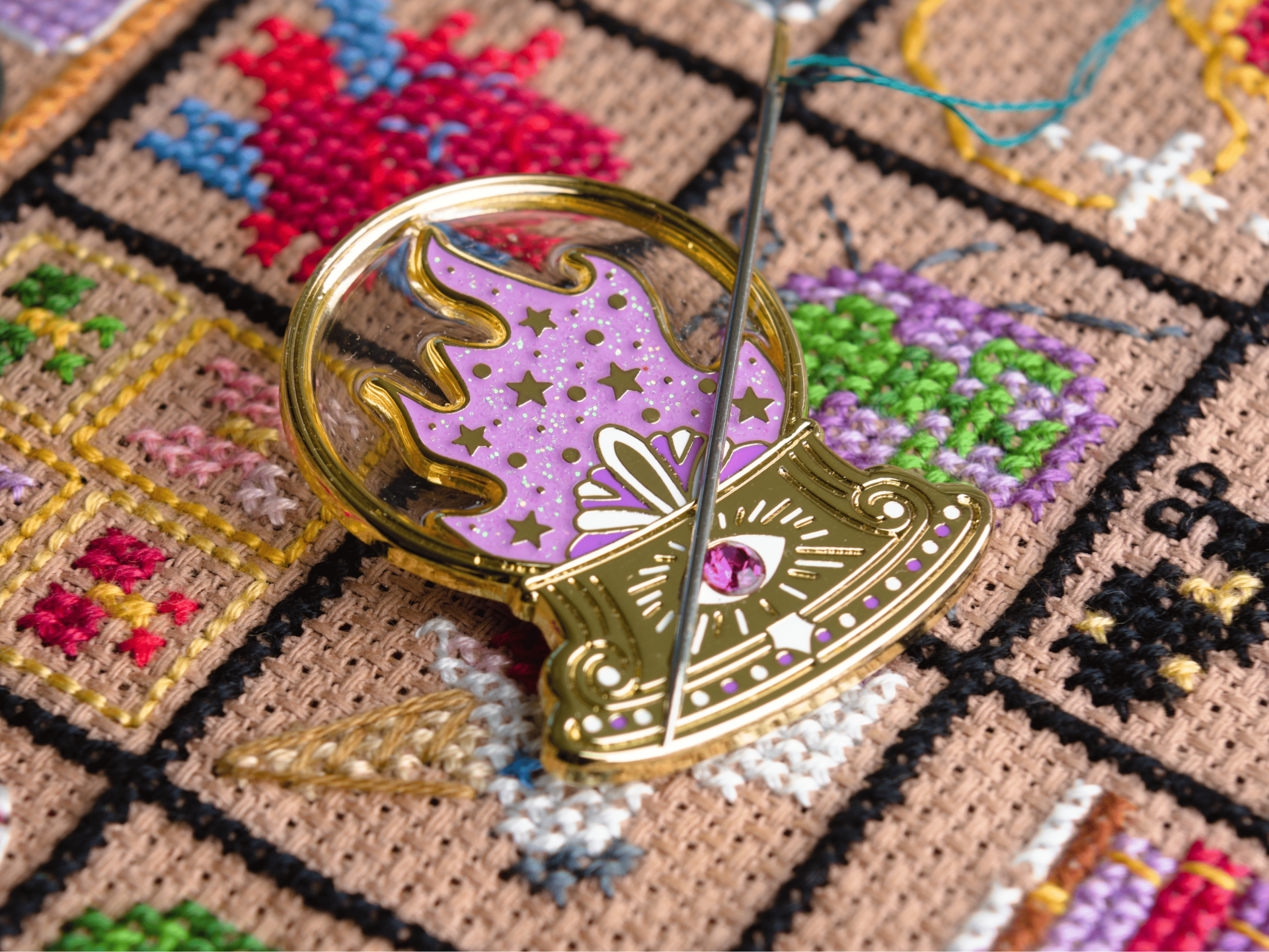 Stitchonomy - Vente Accessoire de broderie/point de croix - Garde-aiguille Boule de Cristal0