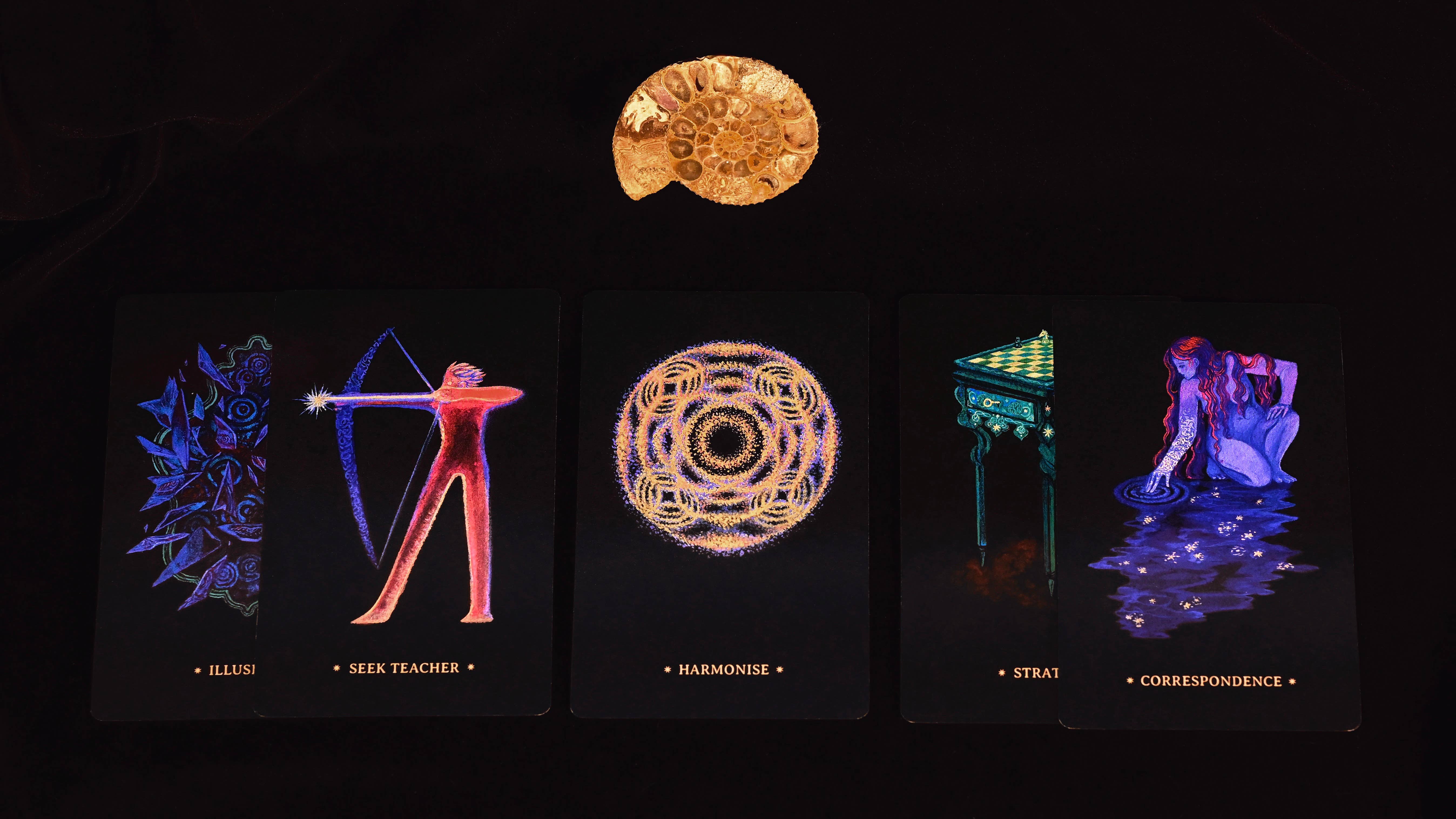 PRS Bookstore – wholesale Tarot-kort – Transmutation Oracle Deck14