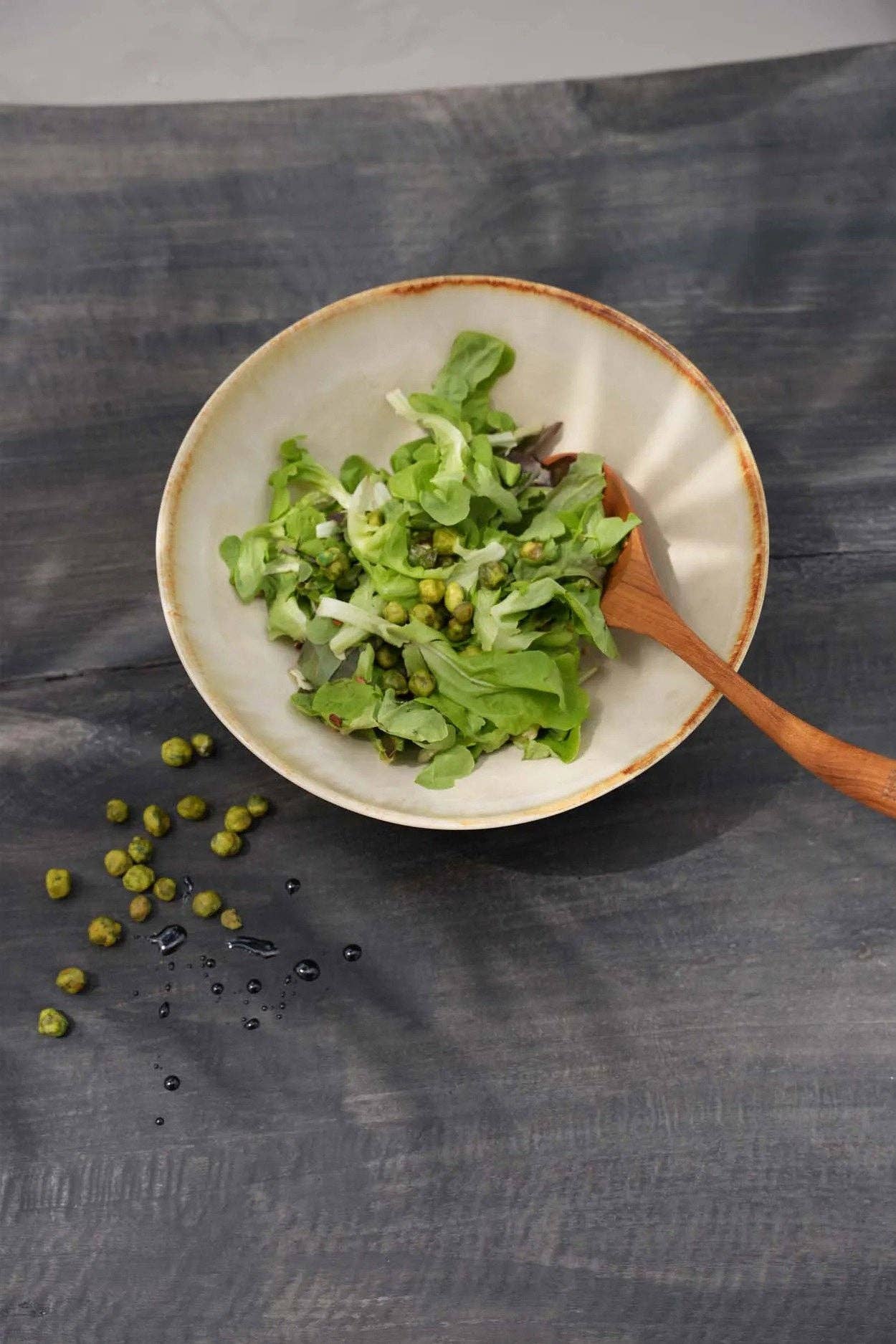 Bazar Bizar Living - Wholesale Serve Bowl - The Cascais Serving Bowl - M1