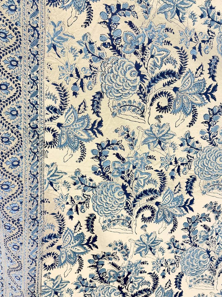 Tovaglia Fiori Blu per la vendita all'ingrosso da parte di Don Lino