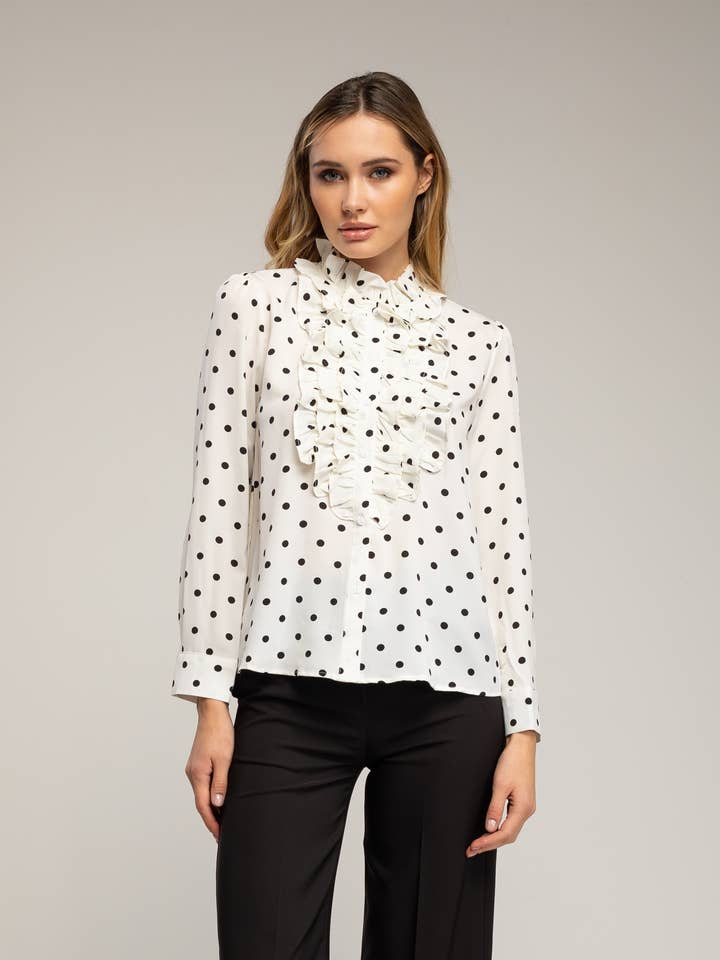 Blouse à volants sur la poitrine pour la vente par Tantra