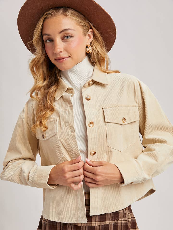 CORDUROY KORTE HEMDJAS MET KNOOPSLUITING voor wholesale door Bluivy