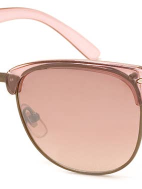 Soho - Sunglasses and other Purchase Wholesale soho. Free Returns & Net 60 Terms on Faire trending on Faire.