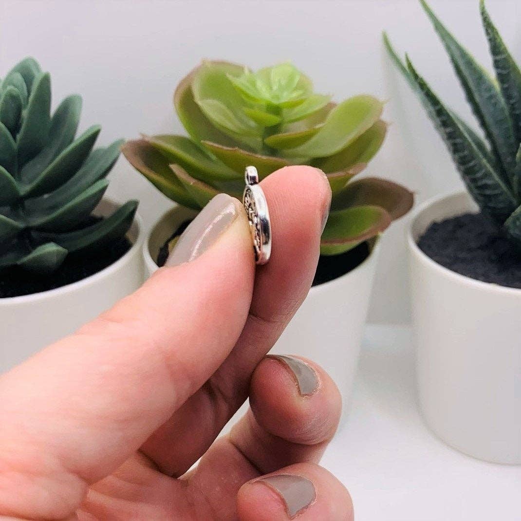 Guerrilla Charm - Wholesale Individual Charm/Pendant - Tiny Silver Zodiac/Astrology Coin Charm Sets2