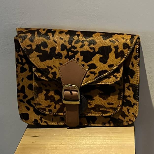 The Familyshop - Wholesale Crossbody Bag - Women's - Ibiza Brisa Libre Leather Bag0