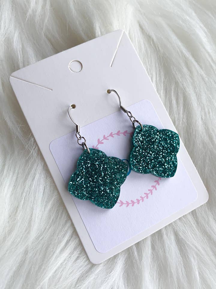 Fancy Acrylic Dangle 2 pour la vente par 269 Design