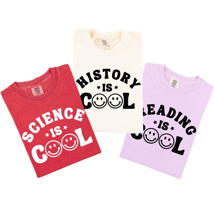 BTS - "_____ Är Cool" - (Välj Ditt Ämne) - Comfort Colors T-shirt för wholesale av Little Mama Shirt Shop