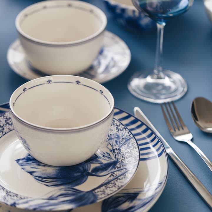 Heinen Delfts Blauw - Wholesale Serving Plate - Tulip striped cake dish with border decoration1