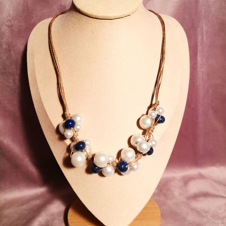 Forma&Colore - Wholesale Beaded/Pearl Necklace - Navona Necklace - version with natural gemstones6