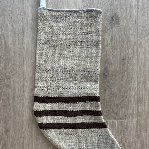 Chaussette de Noël en tapis vintage turc (34) pour la vente par Eclectic Collective