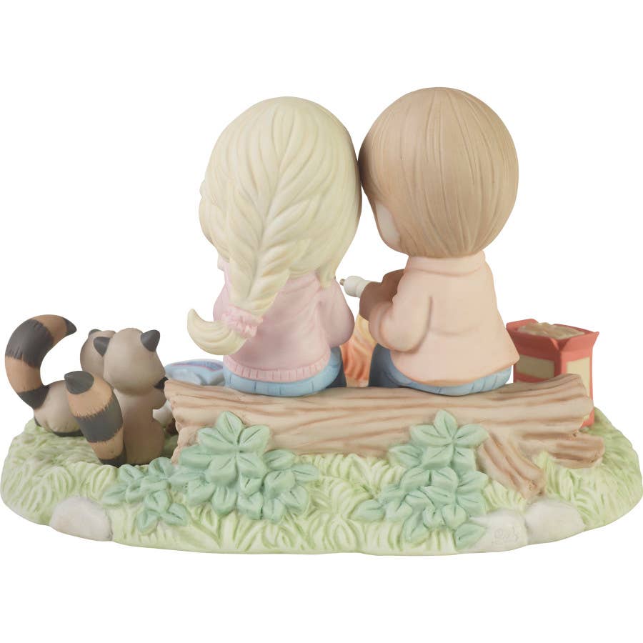 Precious Moments - Wholesale Decorative Figurine - Making S’more Memories With You Limited Edition Figurine3
