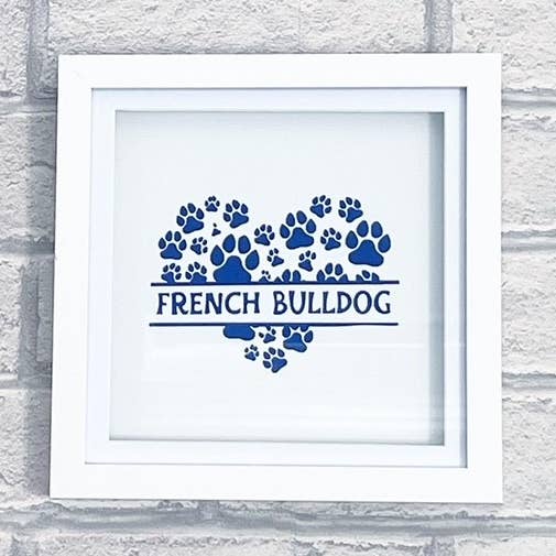 F/ BULLDOG Shadow Box Paws & Heart — Cornice regalo per cani per la vendita all'ingrosso da parte di Herts Flowers