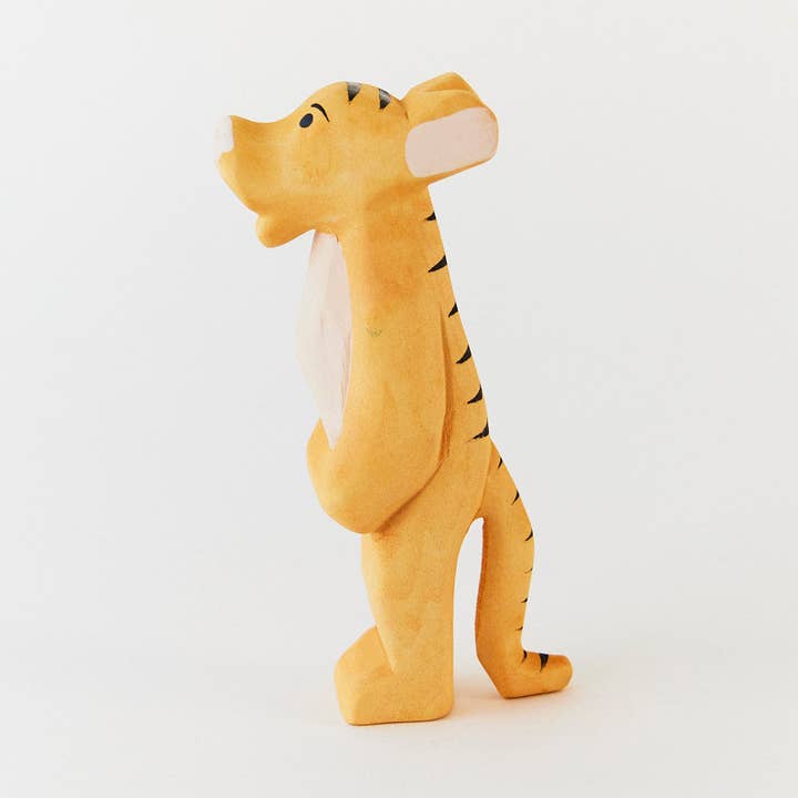 Tigger träfigur för wholesale av Sarah’s Silks