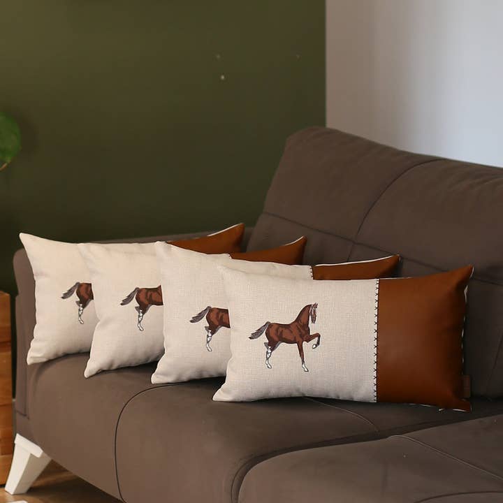 Boho broderade dekorativa kuddar i beige och brunt, set om 4 för wholesale av MIKE & Co. NEW YORK