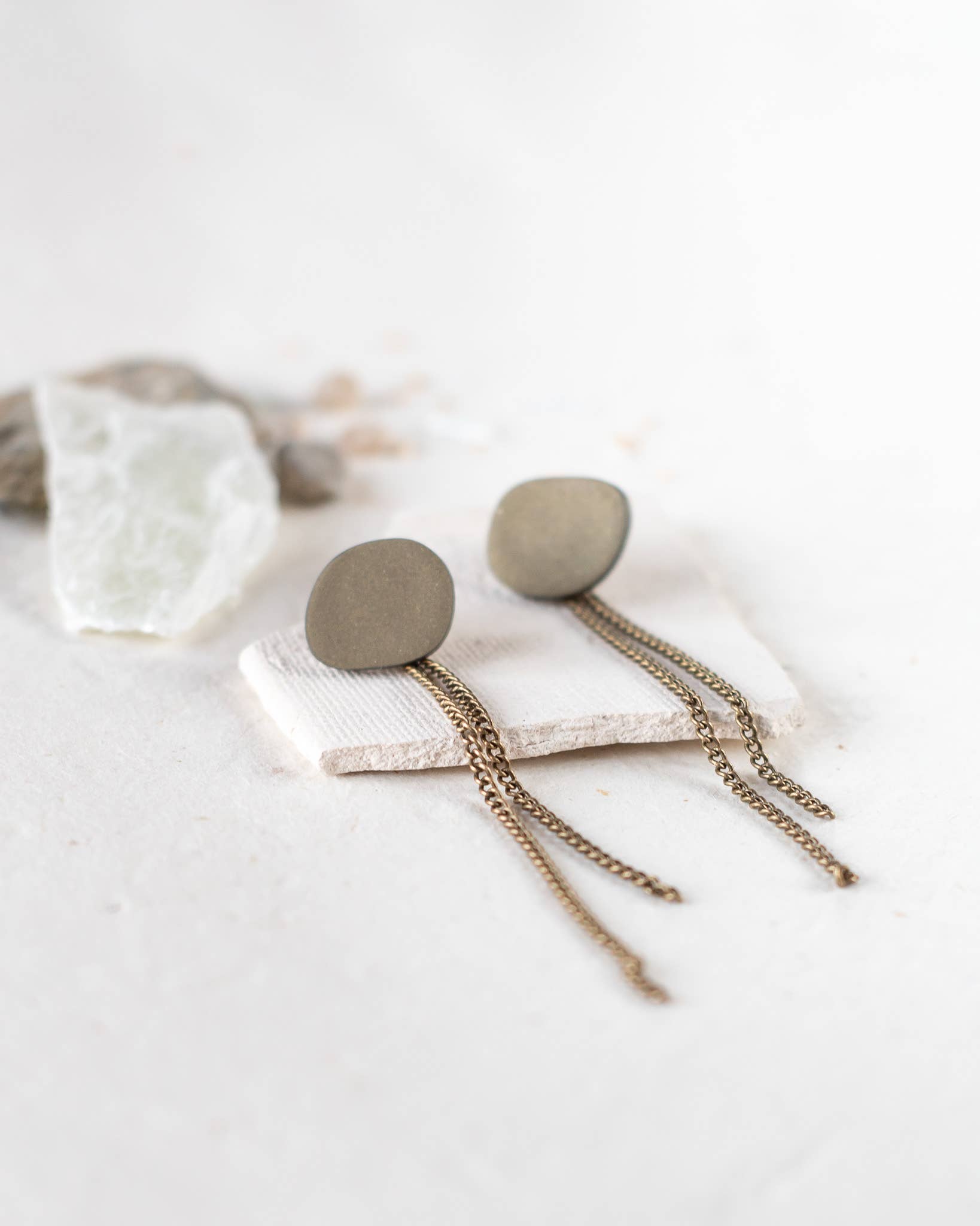 Inimini Homemade - Vendita all'ingrosso Orecchini pendenti - organico: stud + catena13