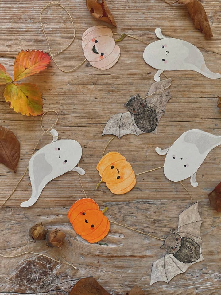 Halloween - papercutouts with bats, ghosts and pumpkins for wholesale by Tall Hat Tales