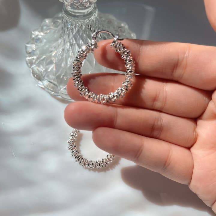 ET TOI PARIS - Wholesale Dangle Earrings - Vivi1