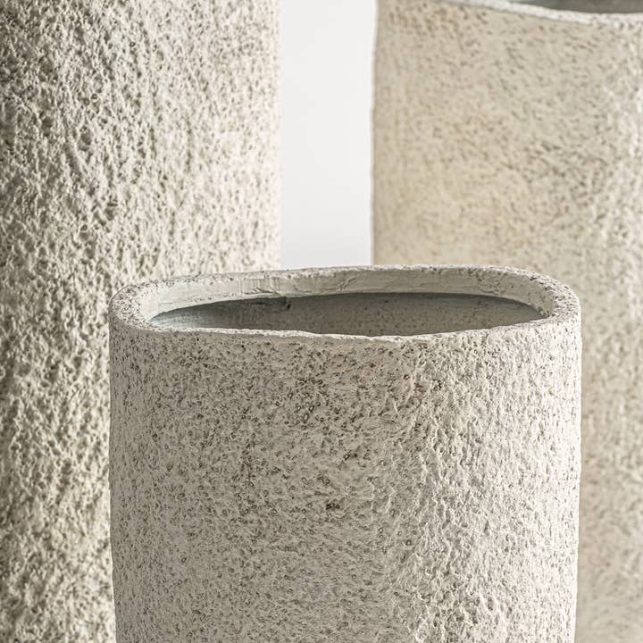 Kodu - Wholesale Plant Pot - Set of 3 rough off-white ceramic planters measuring 44x44x671
