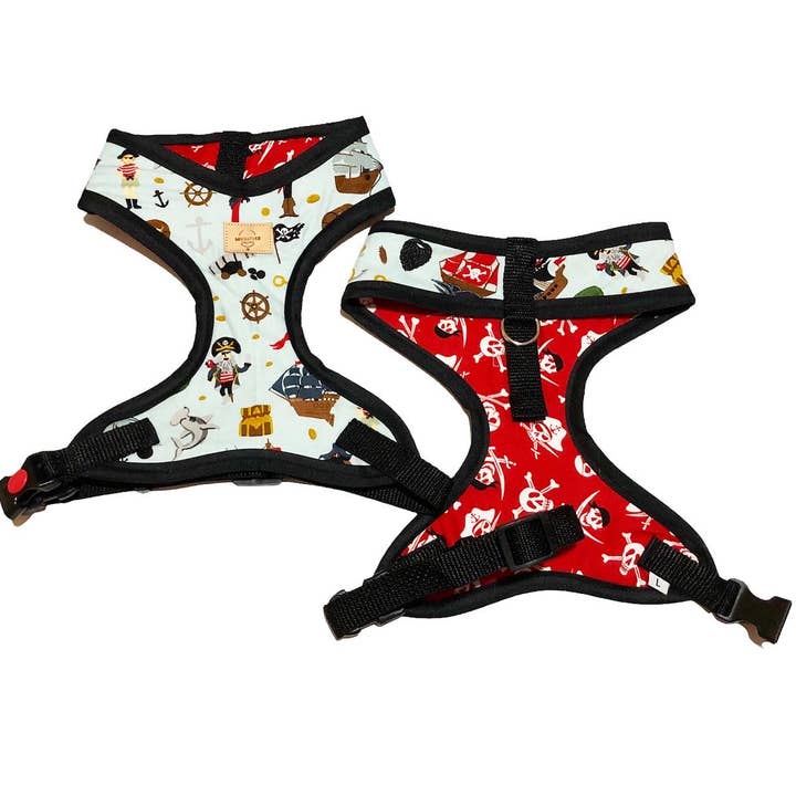 Reversible pirate with skull dog harness for wholesale by Mixnature Collars