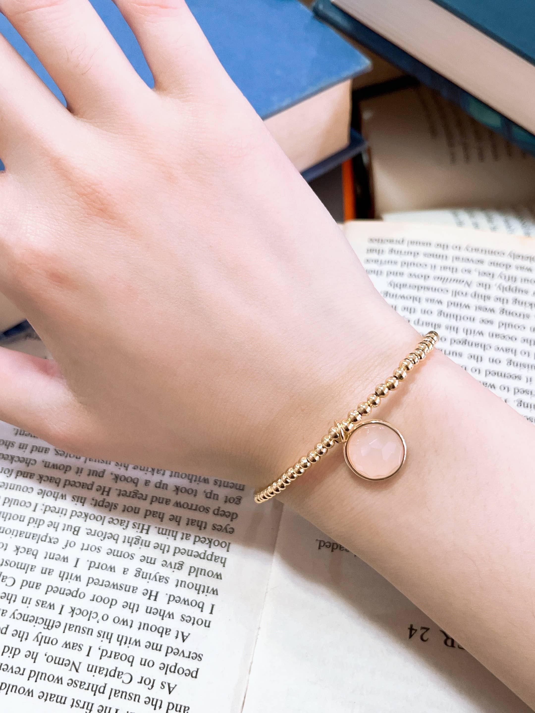 Pulsera cuarzo rosa 12 mm  Joyas de cristal al por mayor para tu tienda -  Faire España