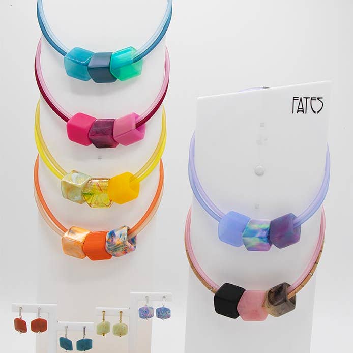 FATES, style with a story - Wholesale Armband met kralen - Exclusieve gele ketting van rubber met 3 Cubes - Buttercup3