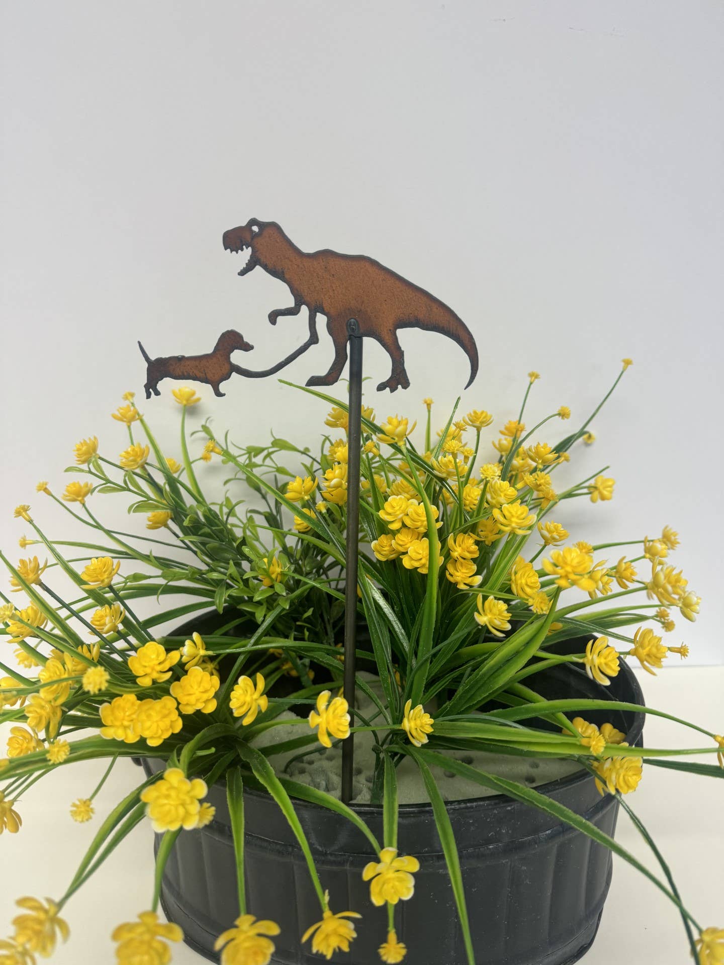Universal Ironworks USA - Wholesale Garden/Lawn Stake - Tyrannosaurus Dinosaur with Dachshund Wiener Dog Plant Stick0