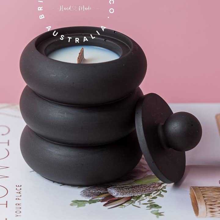 Bright Candles Co. - Wholesale Jar/filled candle - Donut Scented Vessel Candle0