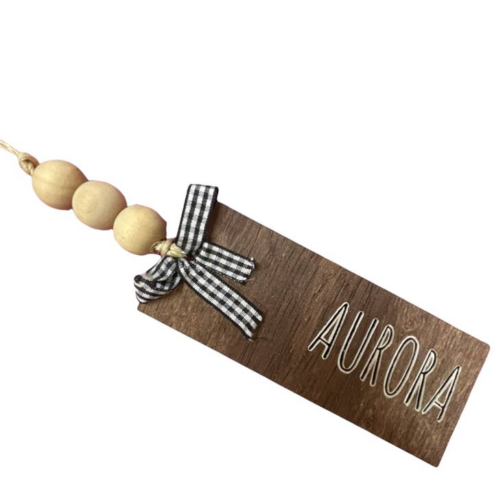 Personalized Stocking Tag, wood tags, Beads avaliable por atacado de Dolce Crafts LLC