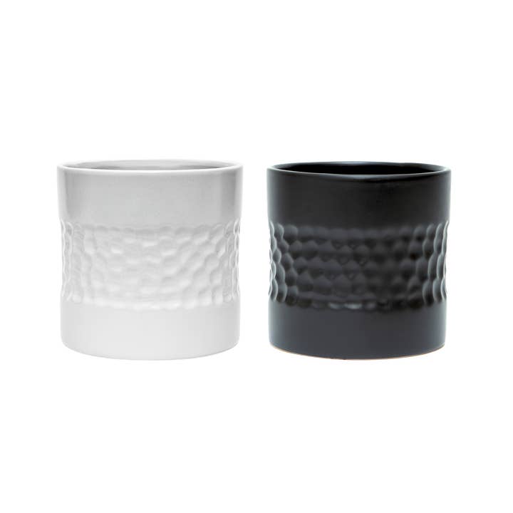 6.3"D Matte Hammered Chip Pot - Dolomite Ceramic for wholesale by Jacobson