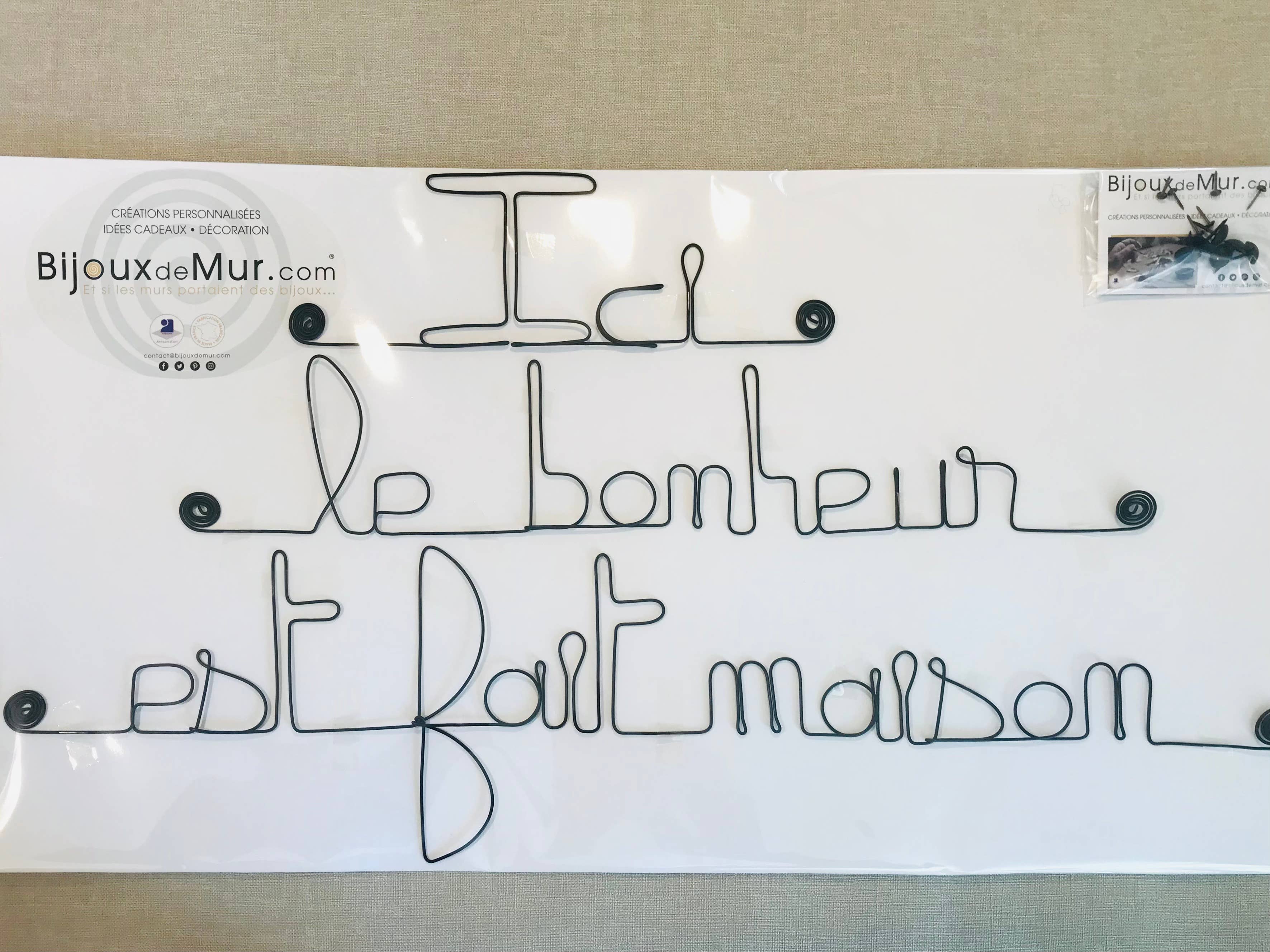 Bijoux de Mur - Wholesale Wall Accent - Metal Wall Decoration “Here happiness is homemade”8