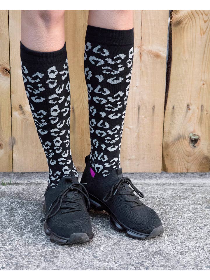 Black Women's Leopard Nylon 15-20mmHg Graduated Compression Socks for wholesale on Faire