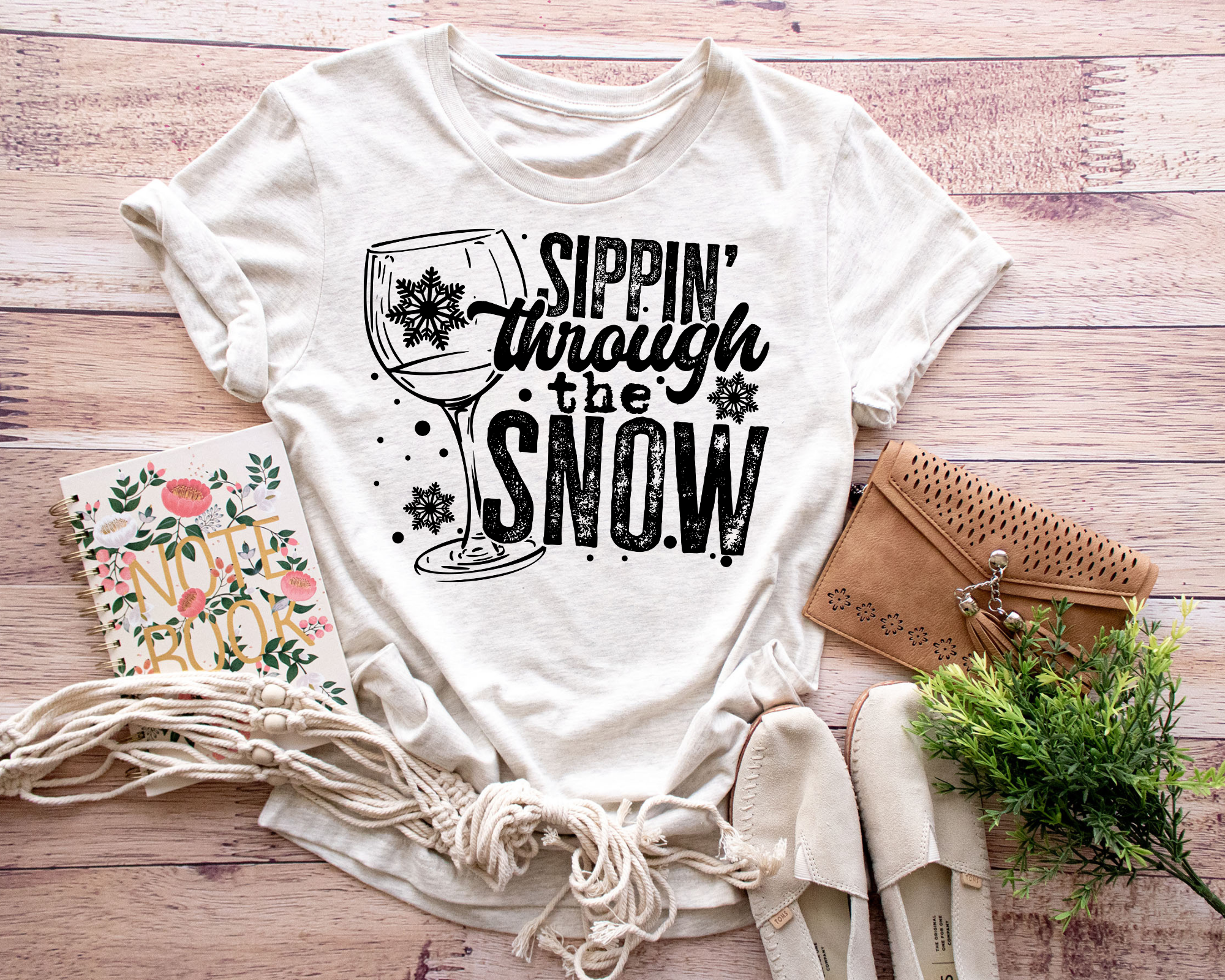 Cash & Drix Wholesale - Wholesale Screen Printed T-Shirt - Women's - Sippin Through The Snow - Tee0