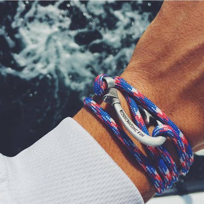 Chasing Fin - Wholesale Woven/Braided Bracelet - Digital Camo Fish Hook Bracelet | Anklet3