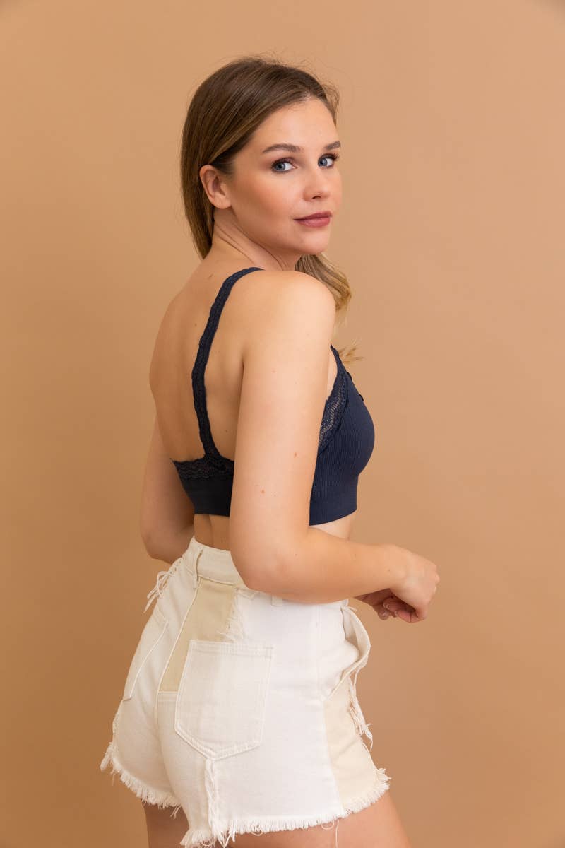 Leto Accessories - Vendita all'ingrosso Bralette - Donna - Bralette imbottita con bordo in pizzo - Spedizione Immediata7