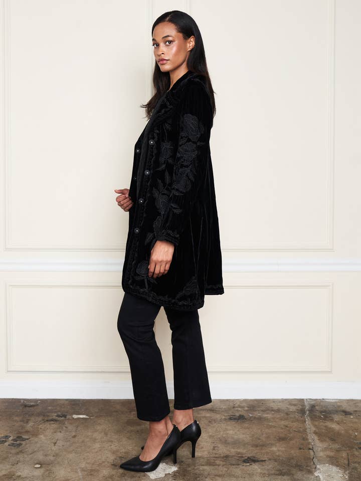 Paparazzi - Wholesale Jacket - Women's - XY-8176 Stretch Velvet Button Tonal Embroidered Jacket3