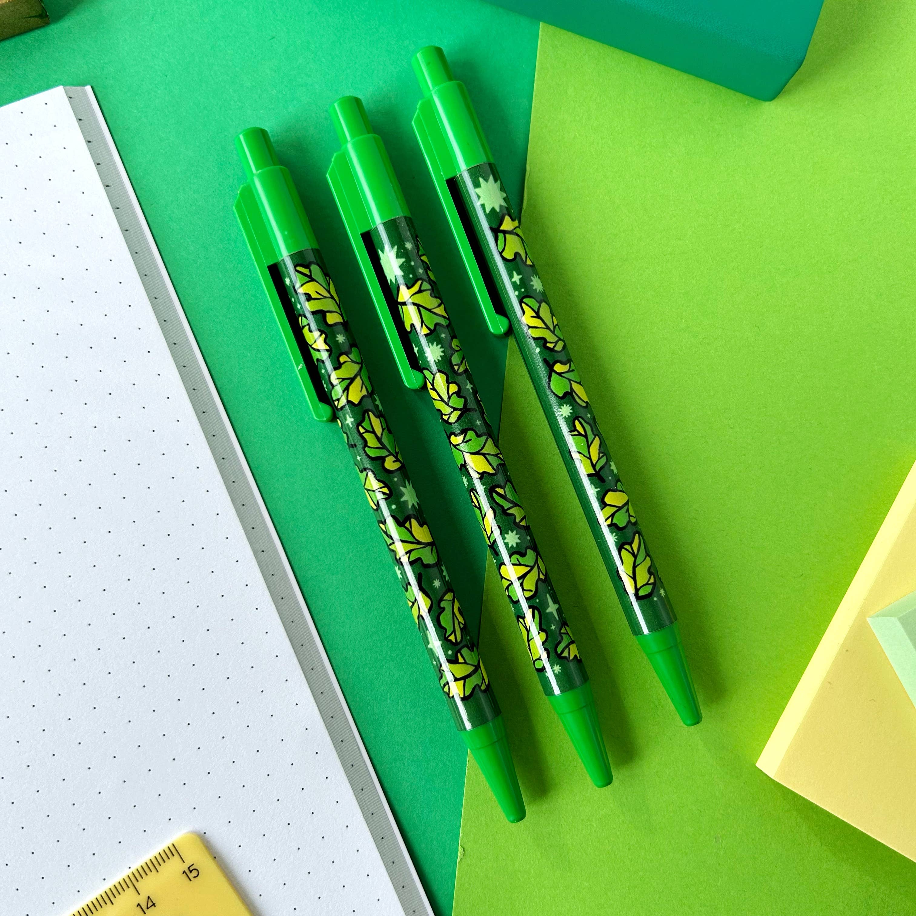 Stacey McEvoy Caunt – wholesale Pen – Oak Leaves Pen1