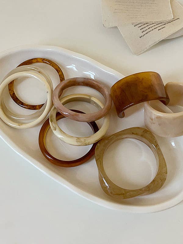 Onregelmatige acrylhars armbanden met lagen DP25B562 voor wholesale door Dipped Shop