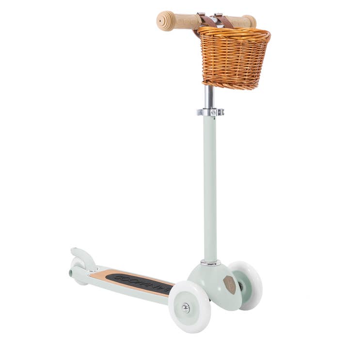 TROTTINETTE VINTAGE À 3 ROUES BANWOOD - MENTHE PÂLE pour la vente par Banwood SL Europe