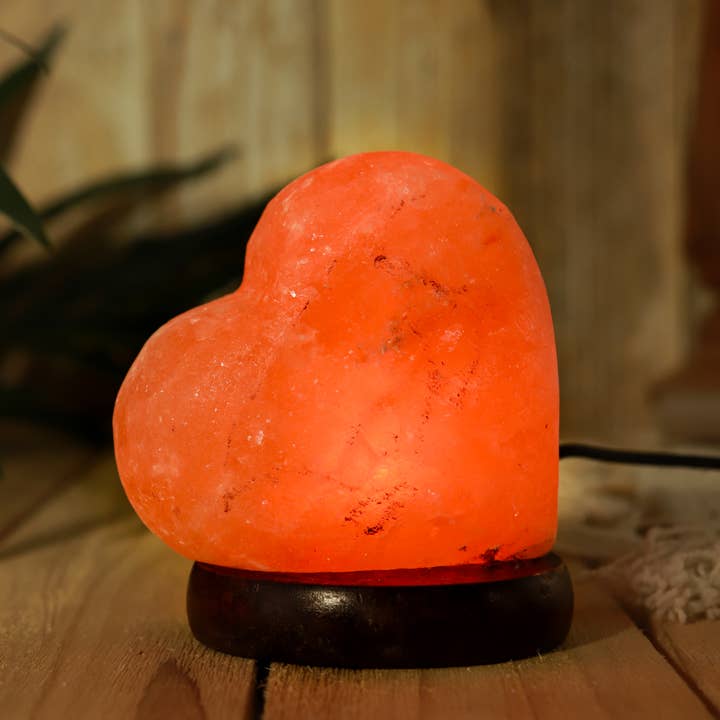 Himalayan Salt Heart Lamp with USB for wholesale by Natures Artifacts Inc