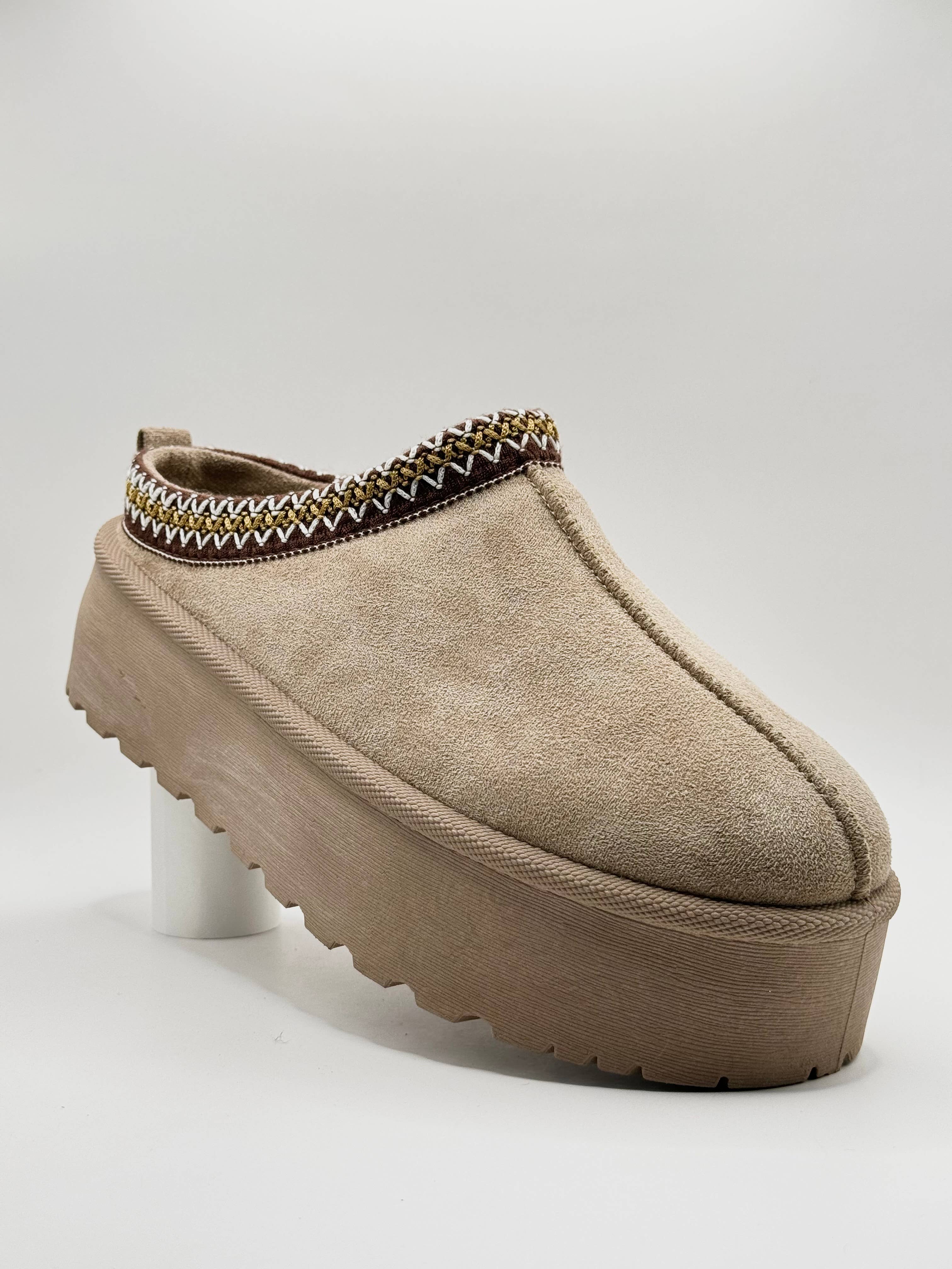 WILADY - Wholesale Clogs - Women's - Lined clogs with topstitching6