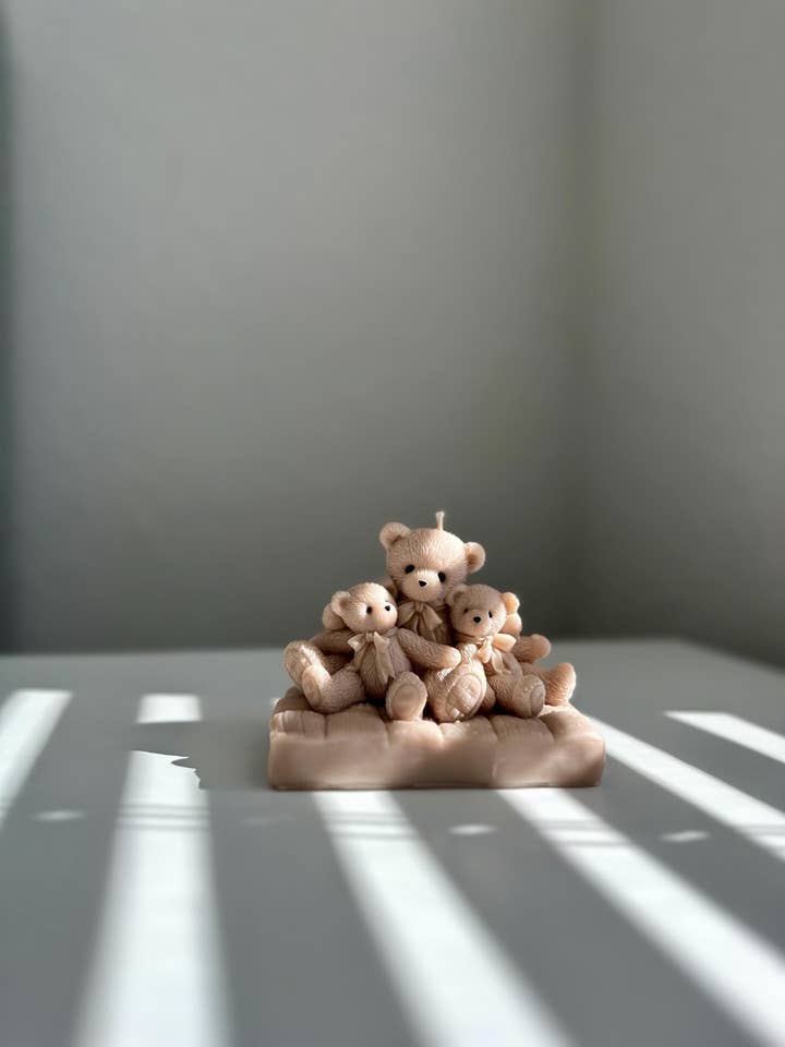 Cozy Bear Family Candle for wholesale by Elizabeth’s Candles