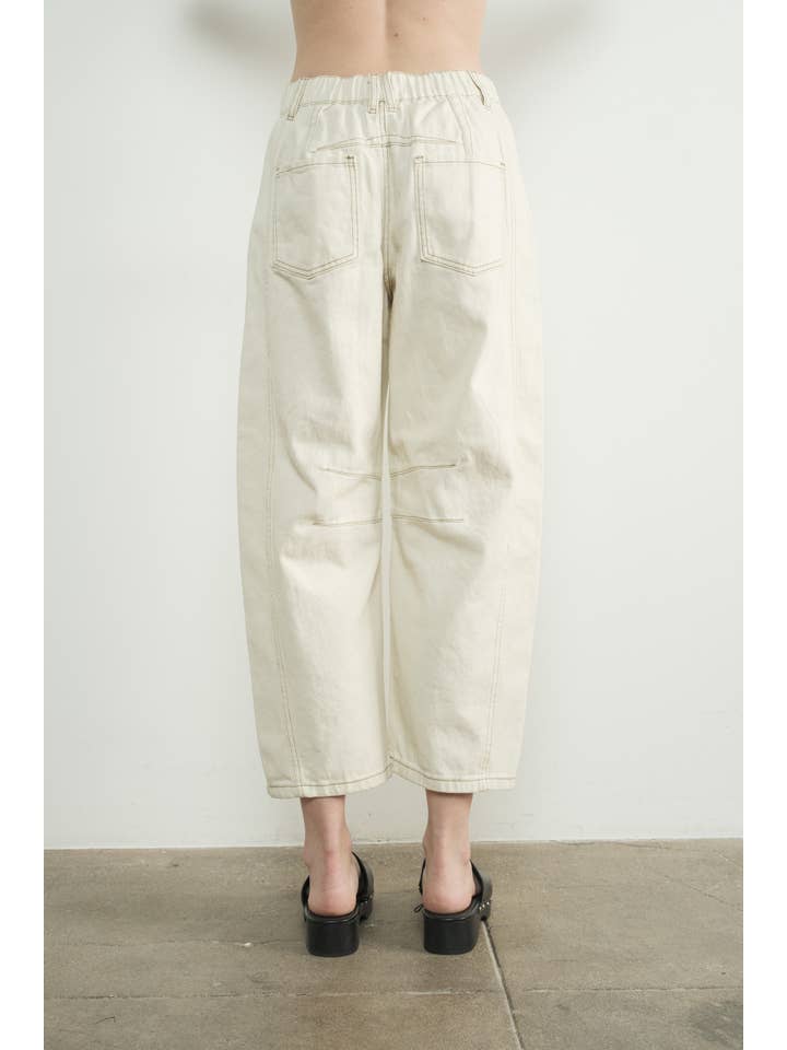 Aaron & Amber - Wholesale Jeans - Women's - MAP2740 - SLOUCHY RELAX FIT CROP BARREL JEANS